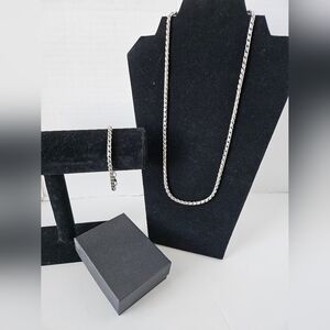 NWT Stunning Unisex silver & steel necklace & bracelet set